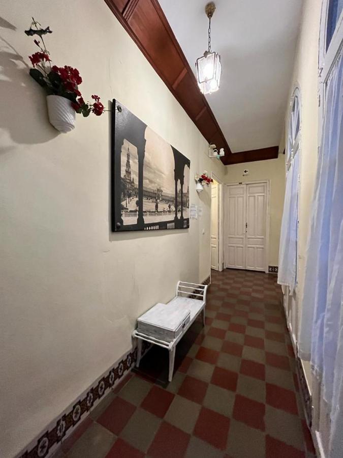 Pension Bienvenido เซบีญา ภายนอก รูปภาพ
